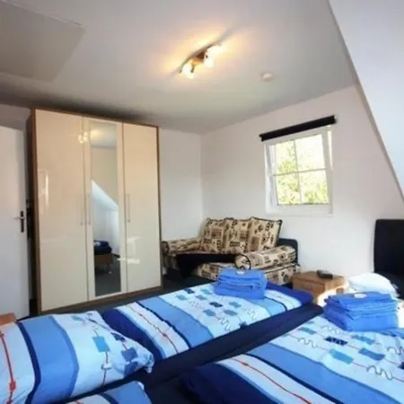 In Mit Garten Und Terrasse Apartment